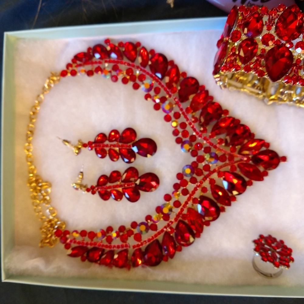 Statement Jewelry Set